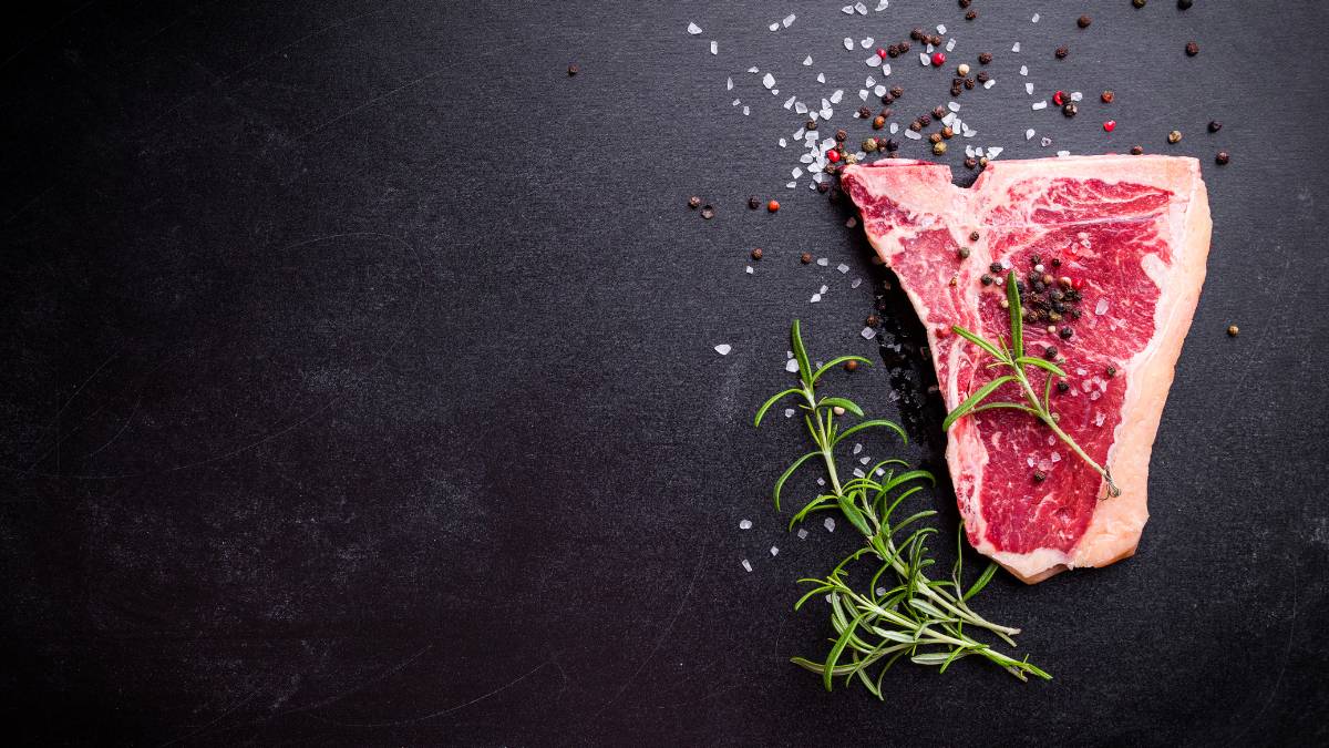 肉　タンパク質